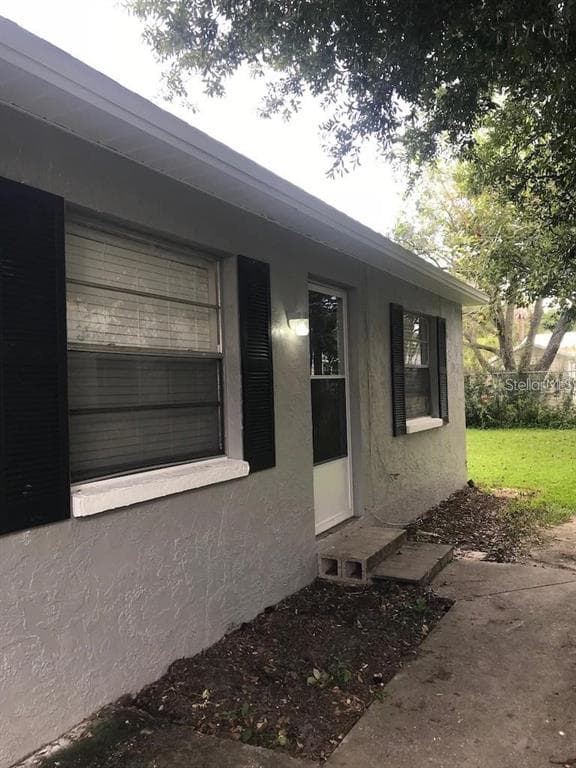 6405 S ROBERTS AVENUE TAMPA, FL 33616