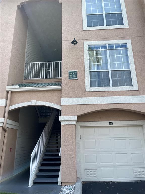 1305 BAY CLUB CIRCLE UNIT 1305 TAMPA, FL 33607