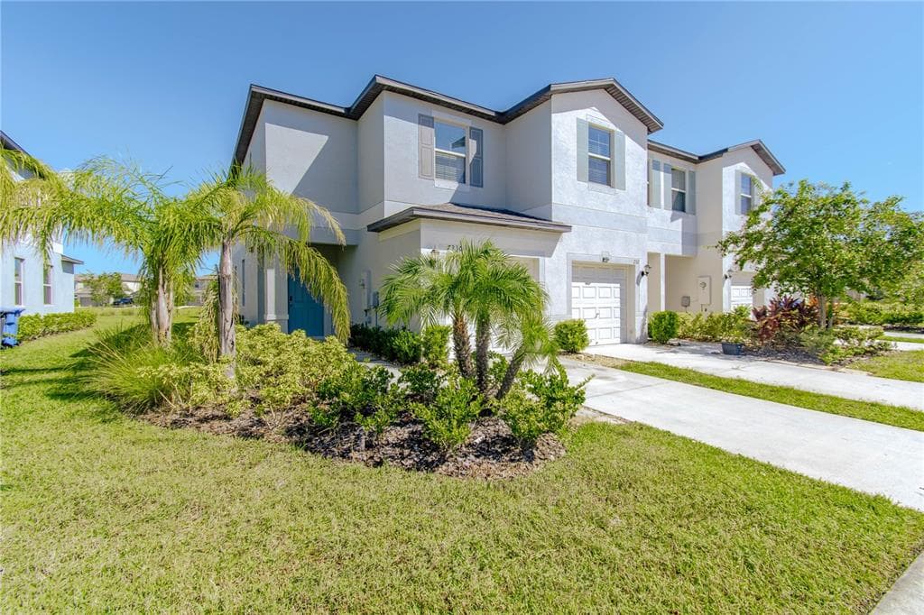 7230 SWEET ALYSSUM COURT TAMPA, FL 33619
