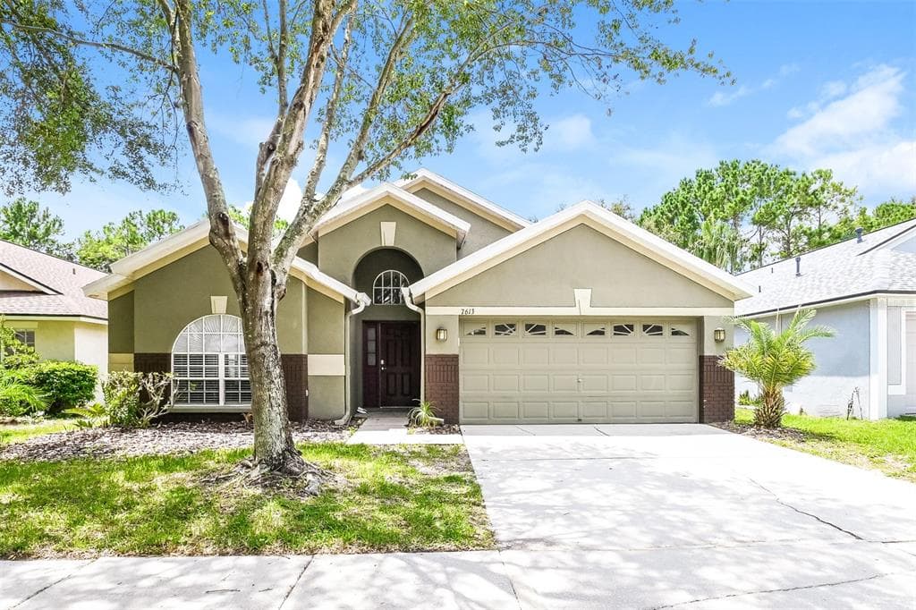 7613 WILTSHIRE PARK PLACE APOLLO BEACH, FL 33572