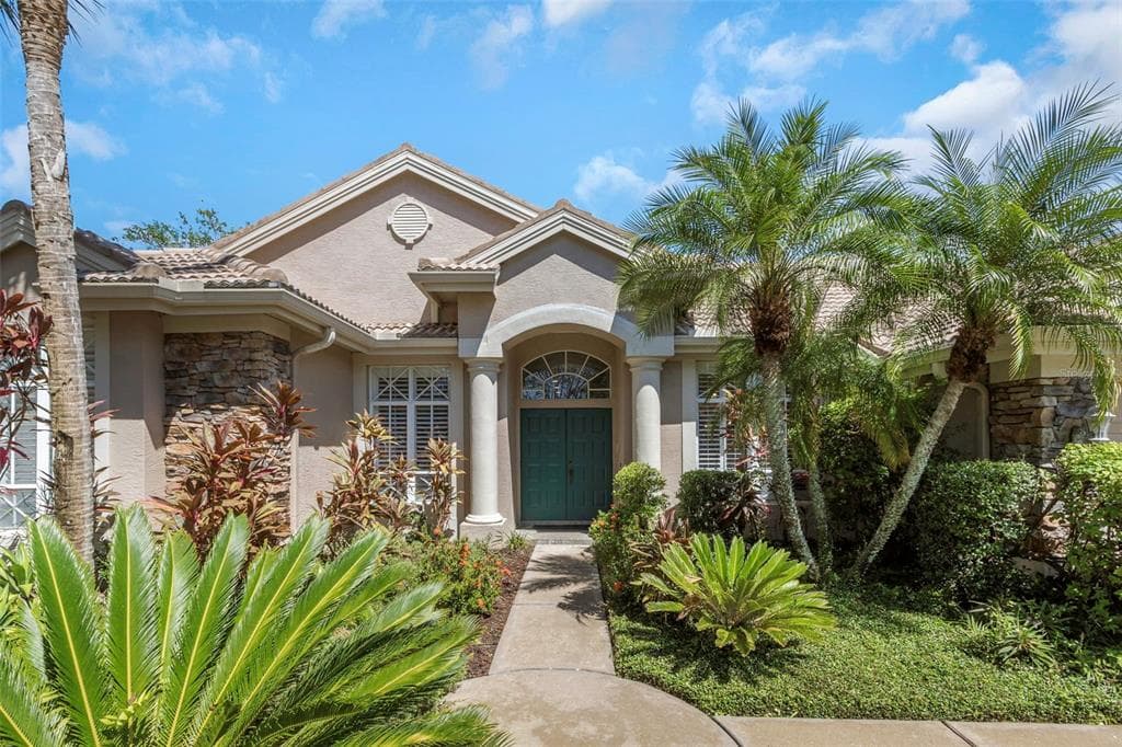 10534 GREENCREST DRIVE