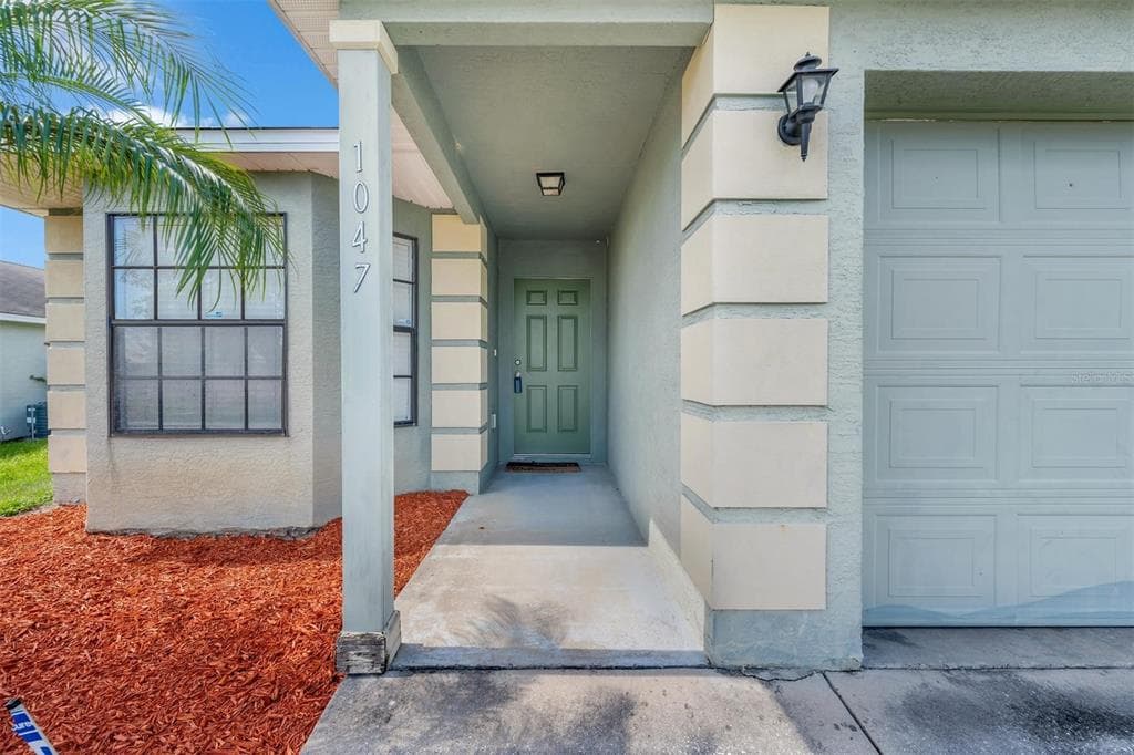 1047 PISGAH PLACE LAKELAND, FL 33801