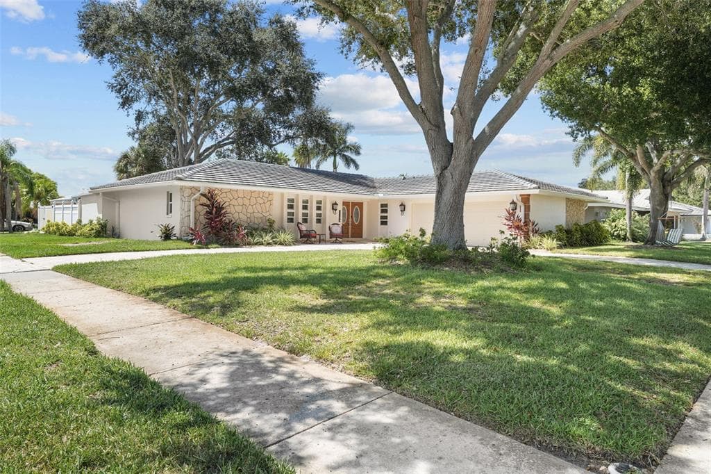 11174 REGAL LANE
