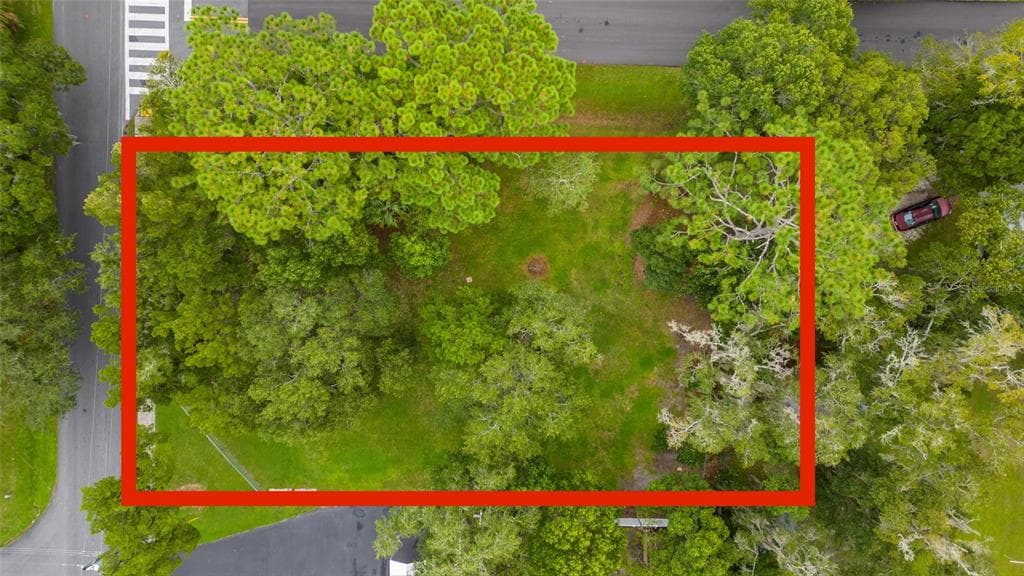686 NE 11TH STREET CRYSTAL RIVER, FL 34428