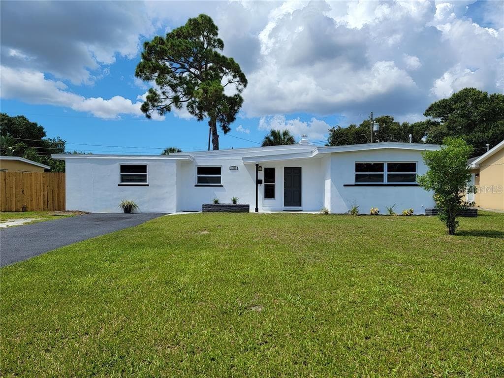 6267 HAMPTON DRIVE N UNIT A ST PETERSBURG, FL 33710