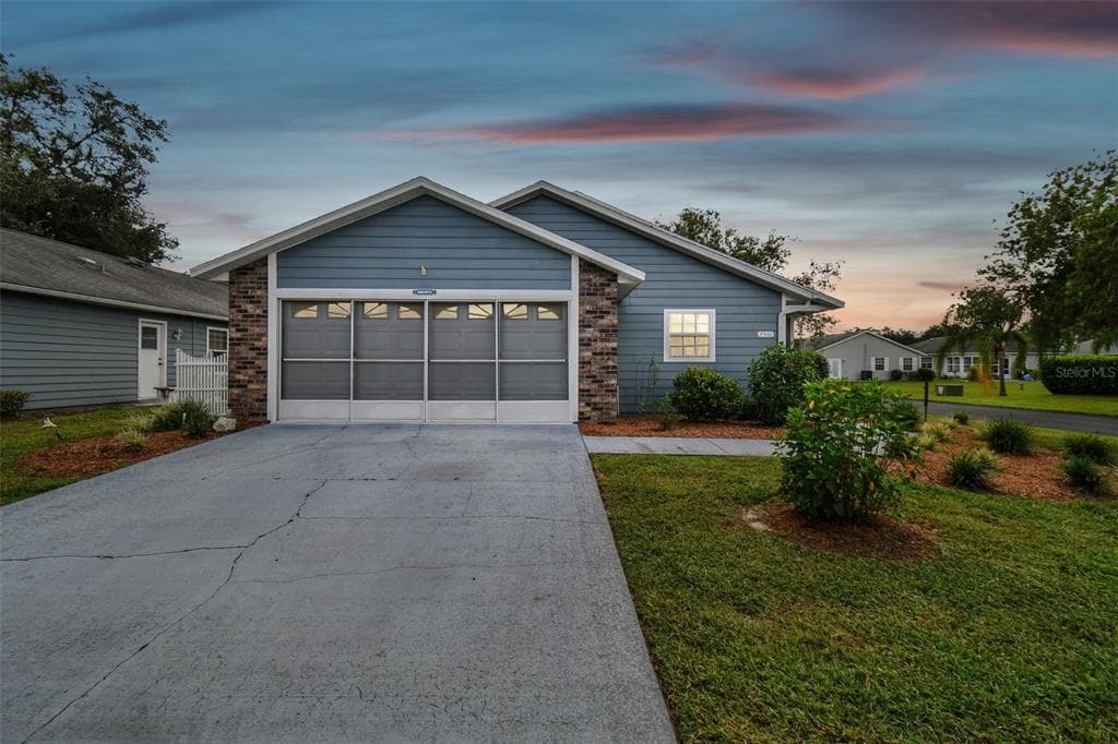 37442 BLACKBERRY COURT ZEPHYRHILLS, FL 33542