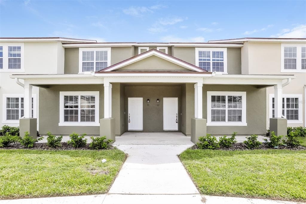 92 ELEVEN OAKS CIRCLE EUSTIS, FL 32726