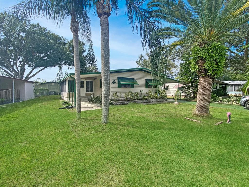 8926 SHELDON WEST DRIVE TAMPA, FL 33626