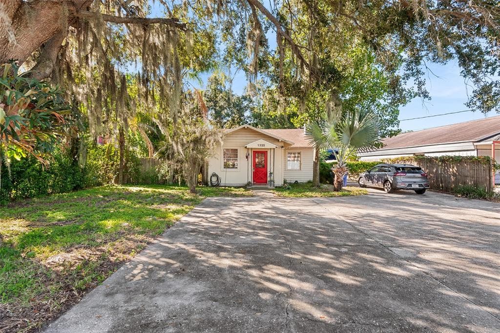 1325 E MAIN STREET LAKELAND, FL 33801