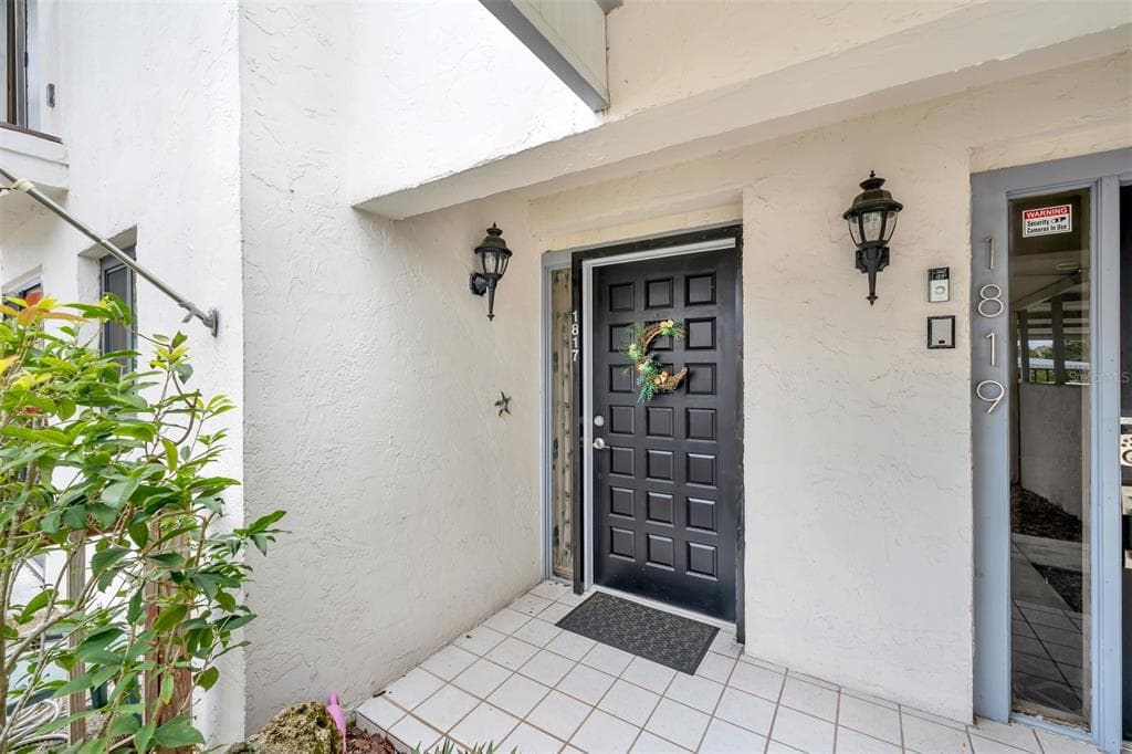 1817 VILLAGE COURT MULBERRY, FL 33860