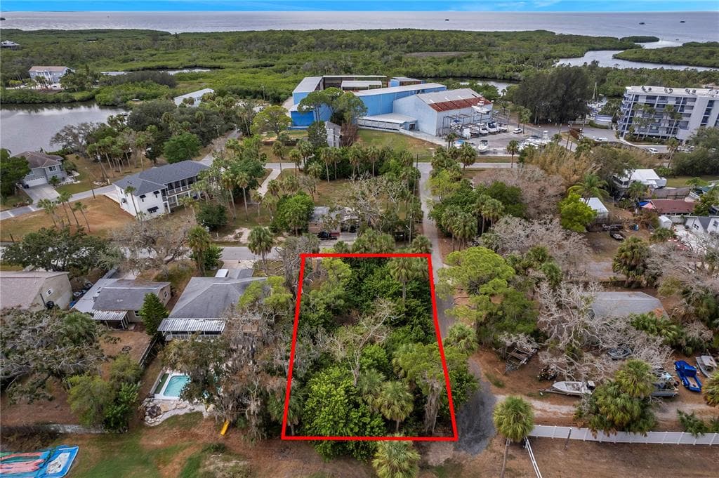 7822 WILMAR COURT