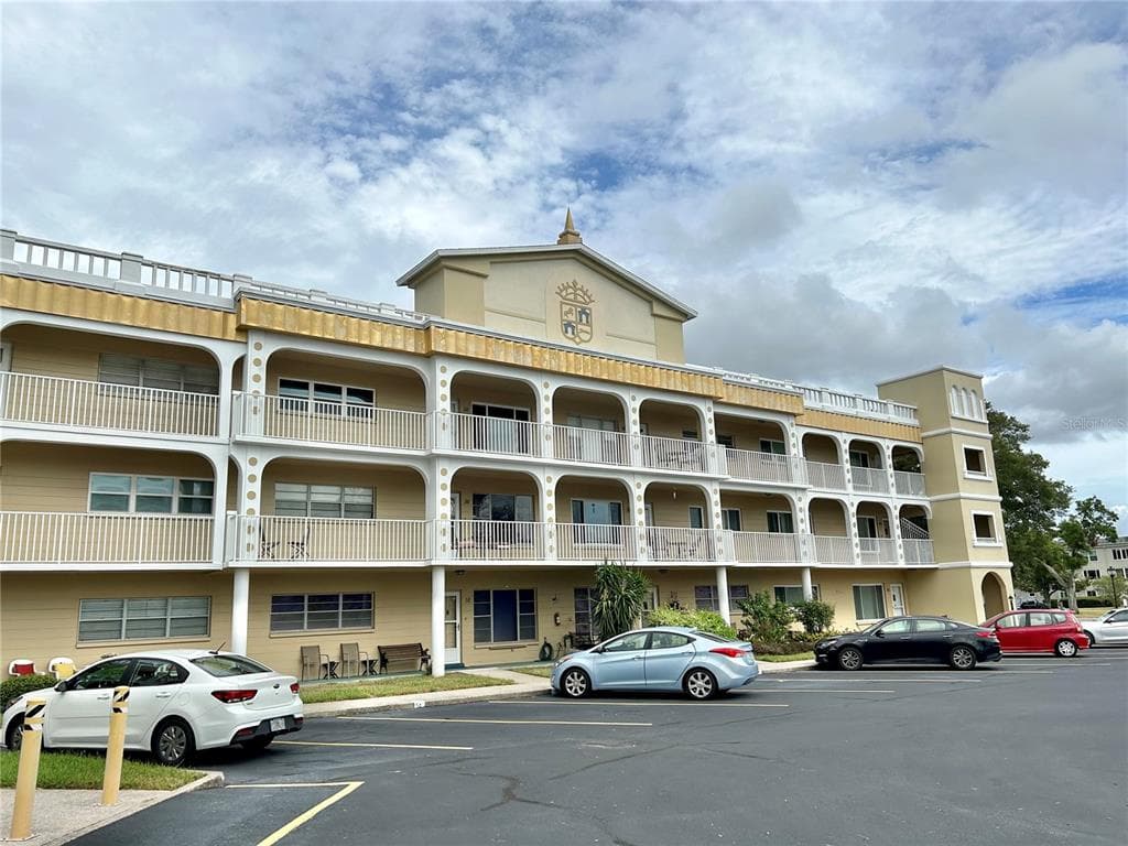 2320 BRISBANE STREET UNIT 38 CLEARWATER, FL 33763