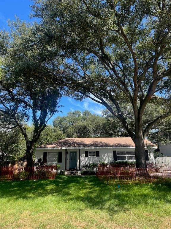 4005 W MULLEN AVENUE TAMPA, FL 33609