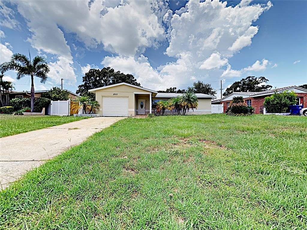 5913 48TH AVENUE N KENNETH CITY, FL 33709