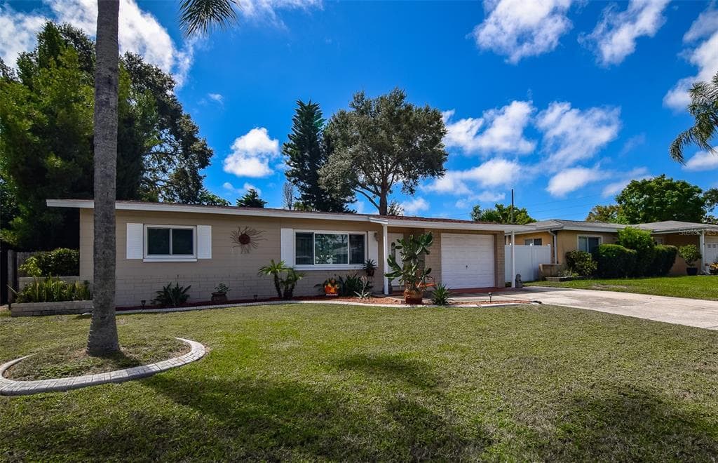 10248 63RD AVENUE SEMINOLE, FL 33772