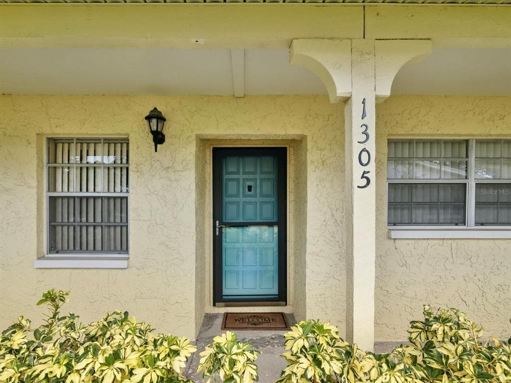 2465 NORTHSIDE DRIVE UNIT 1305 CLEARWATER, FL 33761