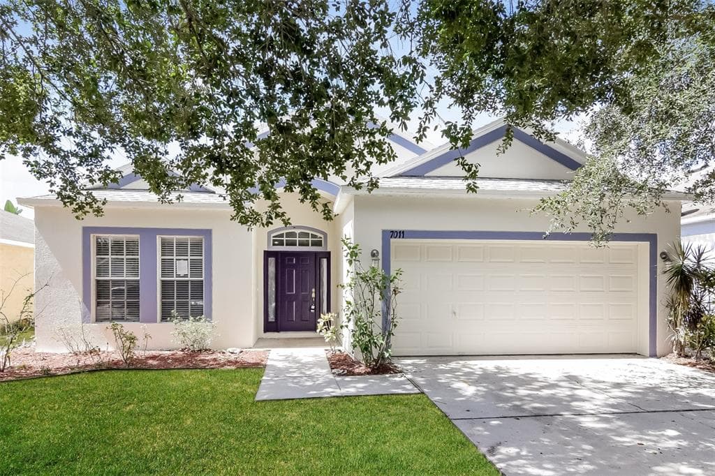 7011 MONARCH PARK DRIVE APOLLO BEACH, FL 33572