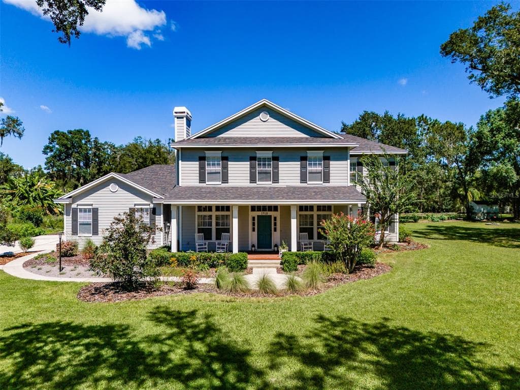 1910 WALLACE ROAD