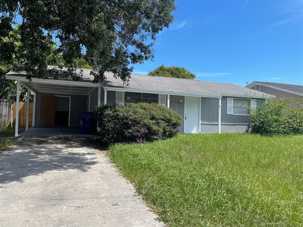 4304 MESA DRIVE NEW PORT RICHEY, FL 34653