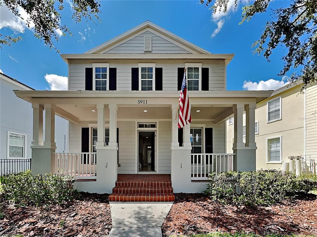 5911 GRAND LONEOAK LANE LITHIA, FL 33547