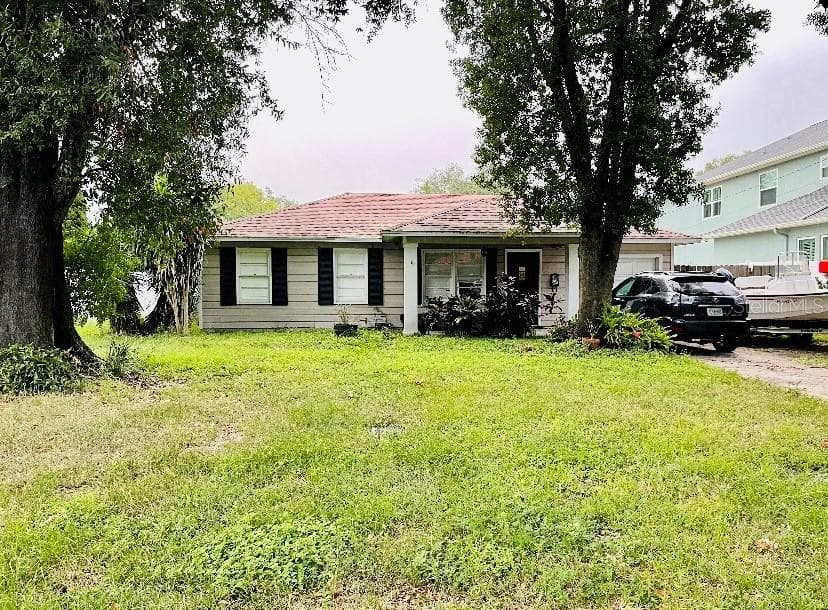 4305 W ZELAR STREET TAMPA, FL 33629