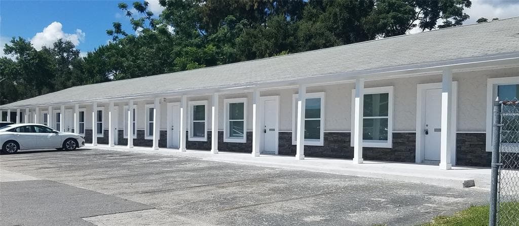 5238 STATE ROAD 54 NEW PORT RICHEY, FL 34652