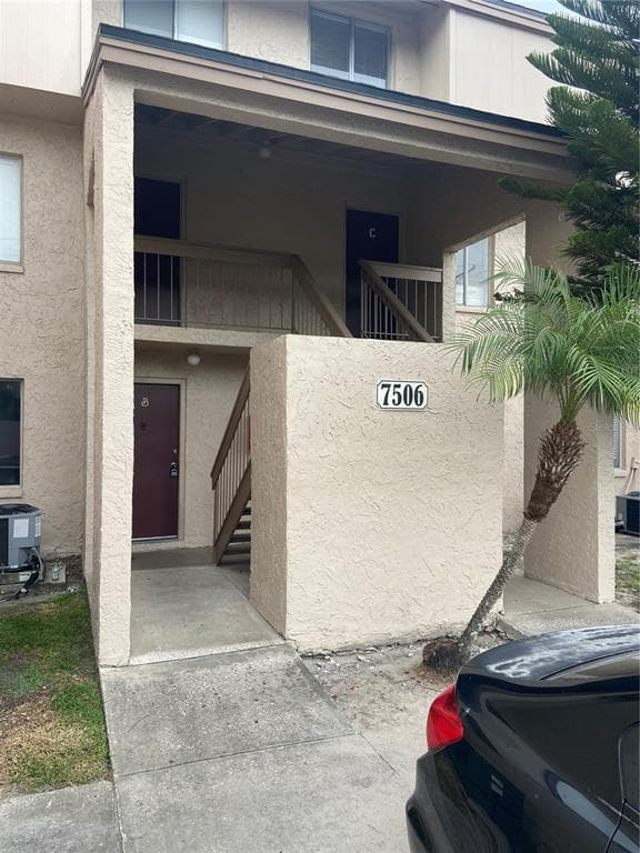 7506 NEEDLE LEAF PLACE UNIT 61 TAMPA, FL 33617