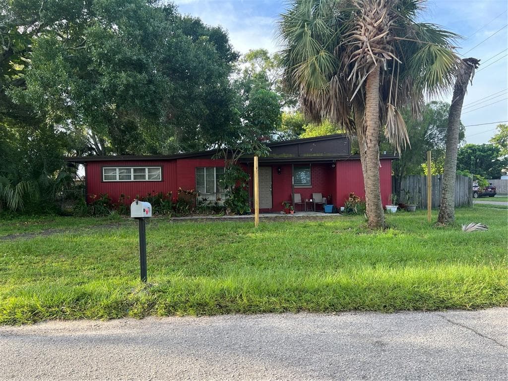 2724 W DEWEY STREET TAMPA, FL 33607