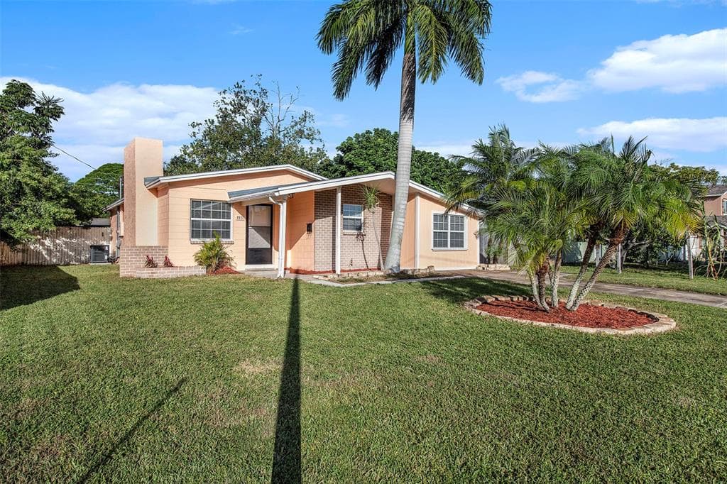 8930 59TH WAY N PINELLAS PARK, FL 33782