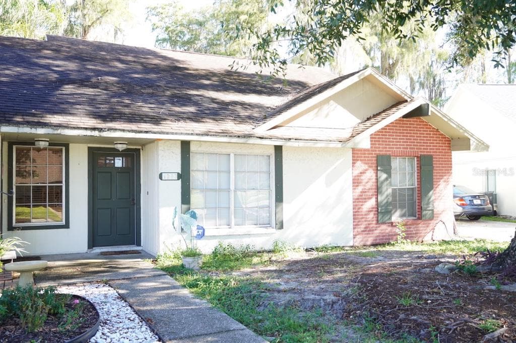 3213 LAUREL DALE DRIVE TAMPA, FL 33618