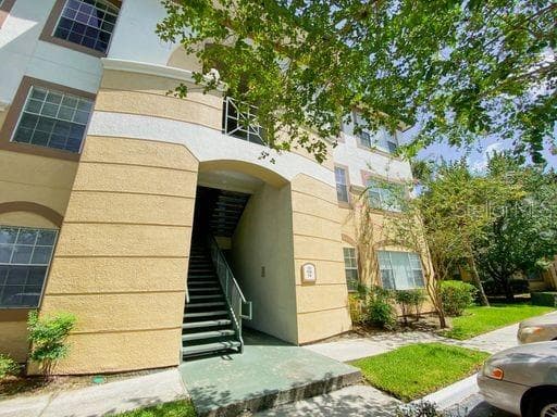 17104 CARRINGTON PARK DRIVE UNIT 529 TAMPA, FL 33647