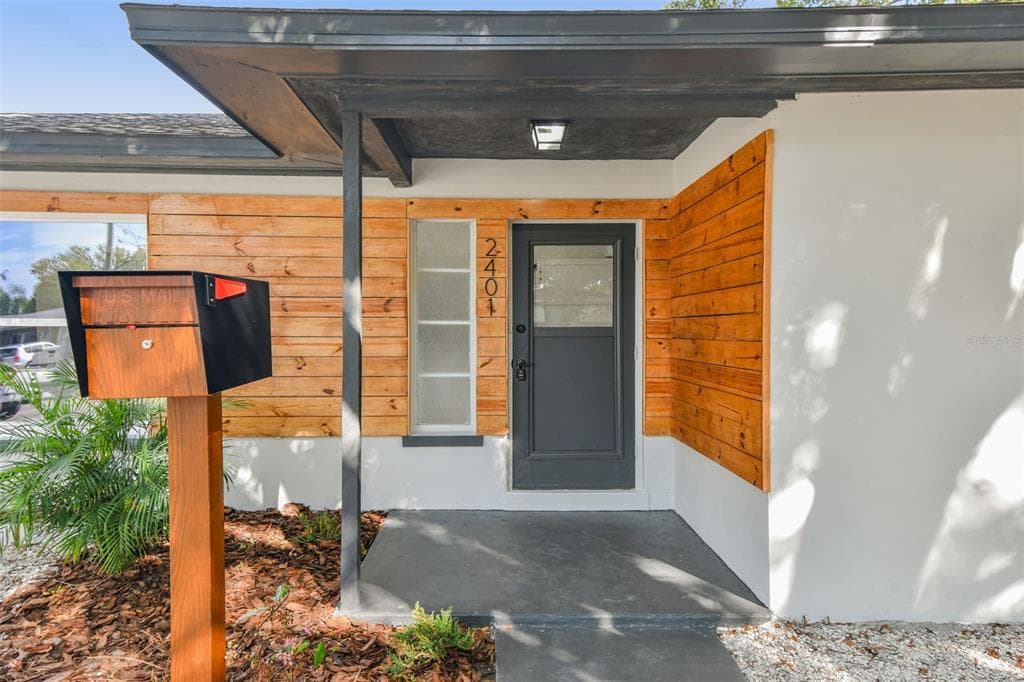 2401 43RD STREET N ST PETERSBURG, FL 33713