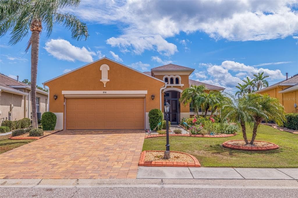 914 REGAL MANOR WAY SUN CITY CENTER, FL 33573