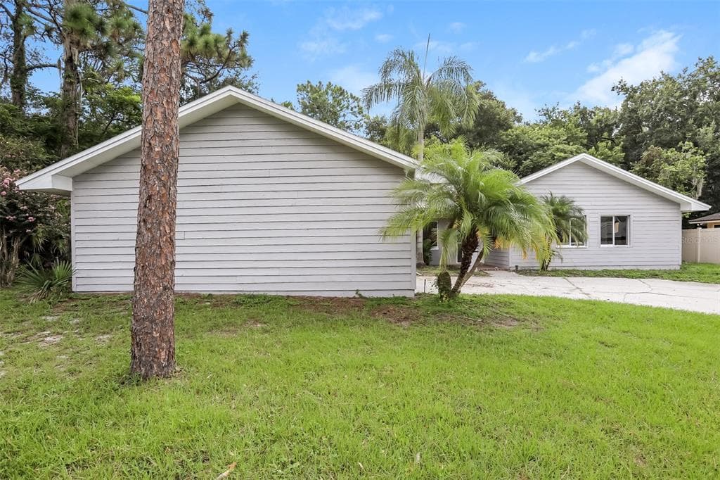 1637 E SANDPIPER TRAIL CASSELBERRY, FL 32707