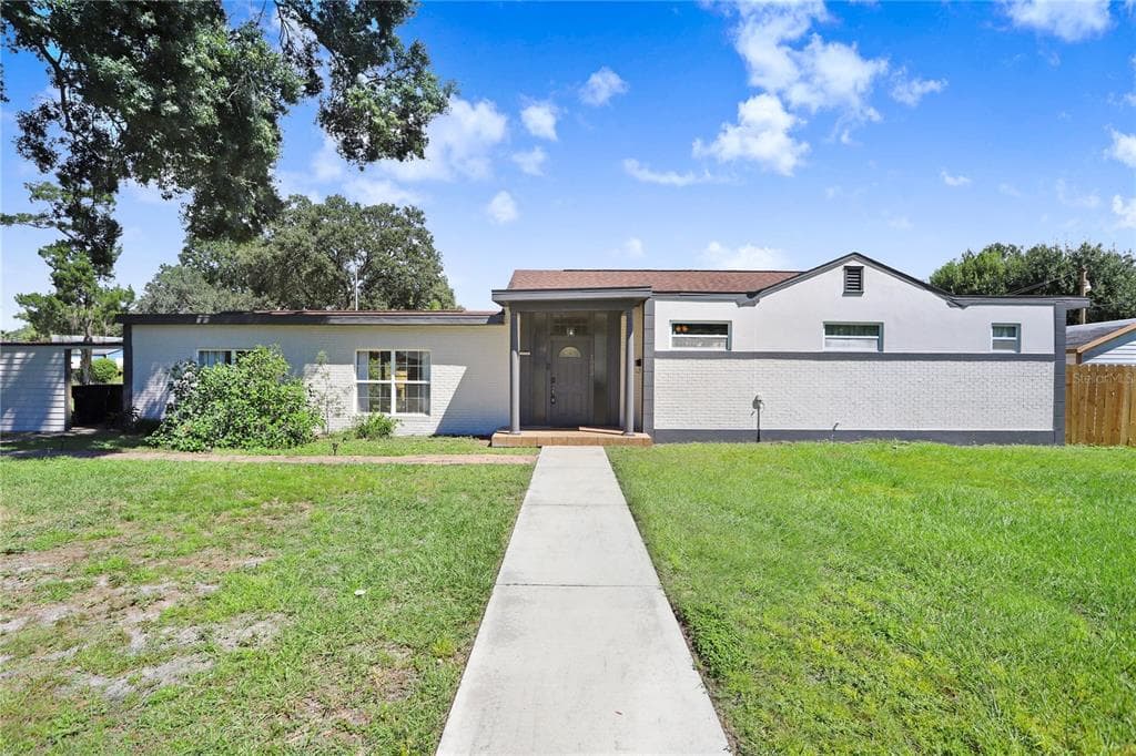 1003 W BEACON AVENUE TAMPA, FL 33603