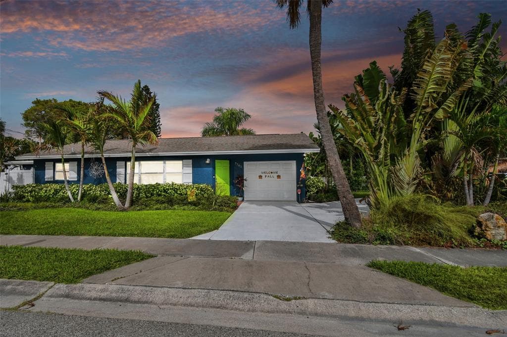 7701 GULF BOULEVARD ST PETE BEACH, FL 33706