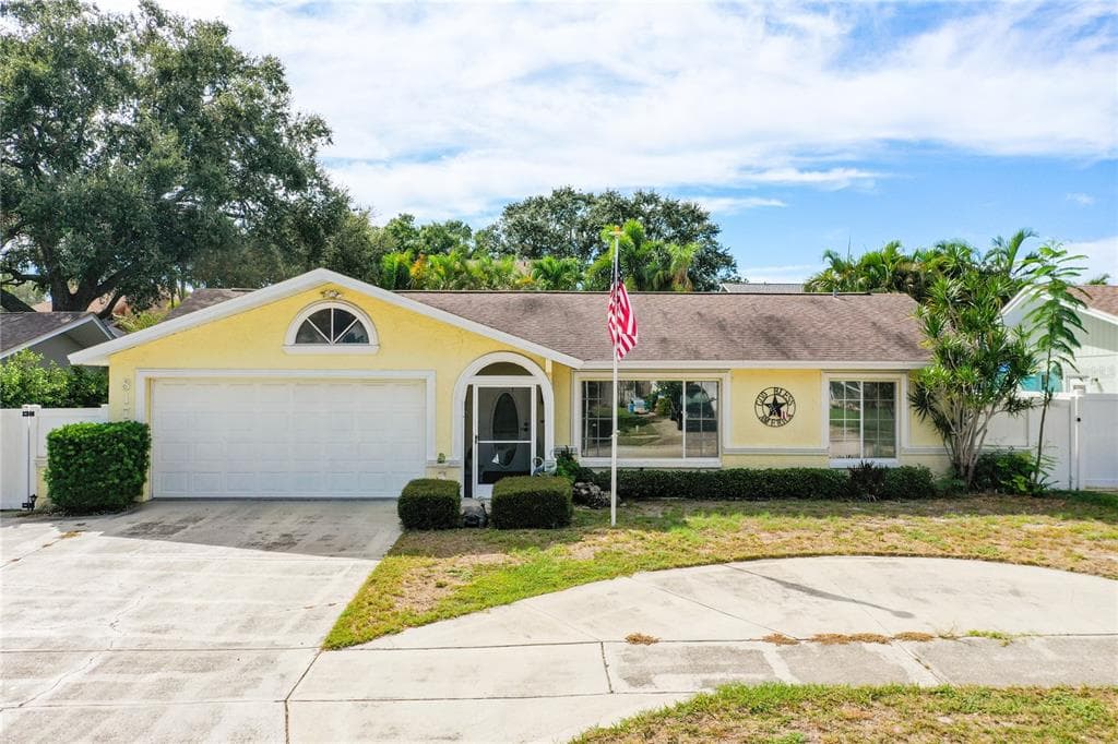 8174 129TH LANE N SEMINOLE, FL 33776