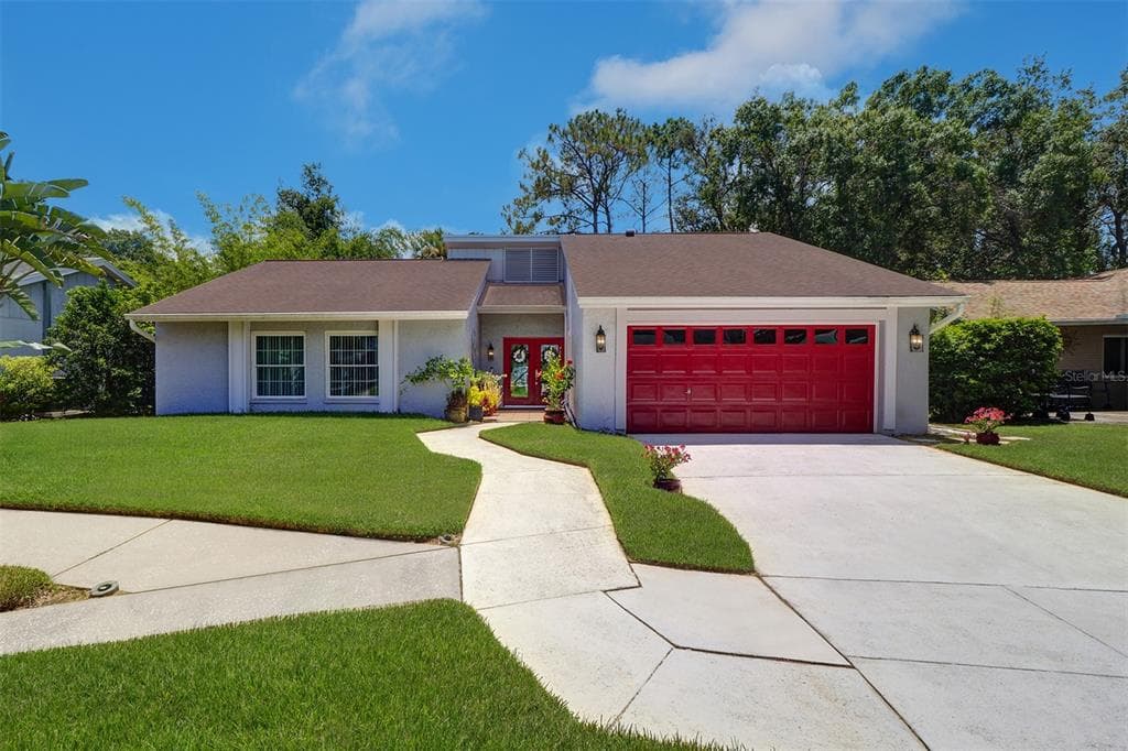 11307 HOLLYGLEN DRIVE TAMPA, FL 33624