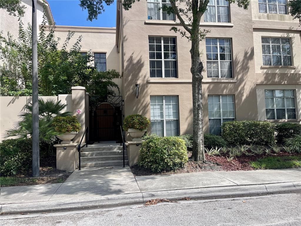 520 S ARMENIA AVENUE UNIT 1226 TAMPA, FL 33609
