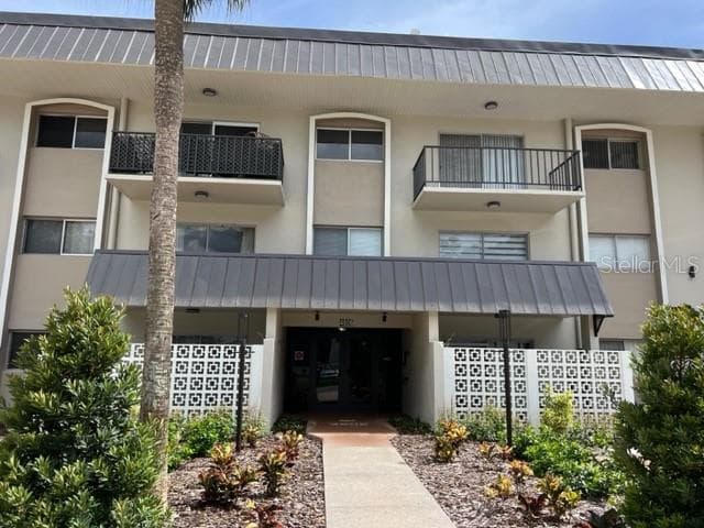 4606 W GRAY STREET UNIT 309 TAMPA, FL 33609