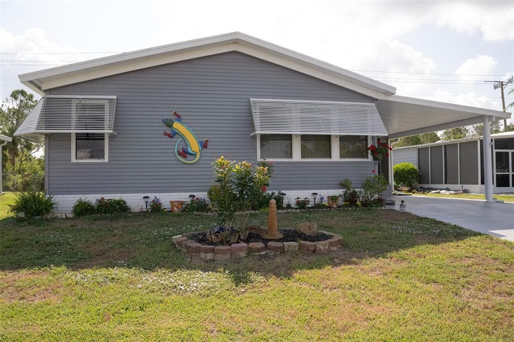 447 LOMA LINDA NORTH PORT, FL 34287