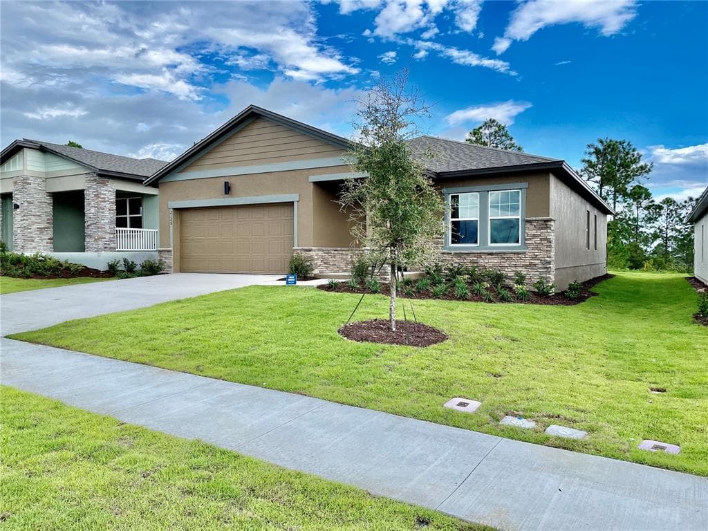 2126 GOLD DUST DRIVE MINNEOLA, FL 34715