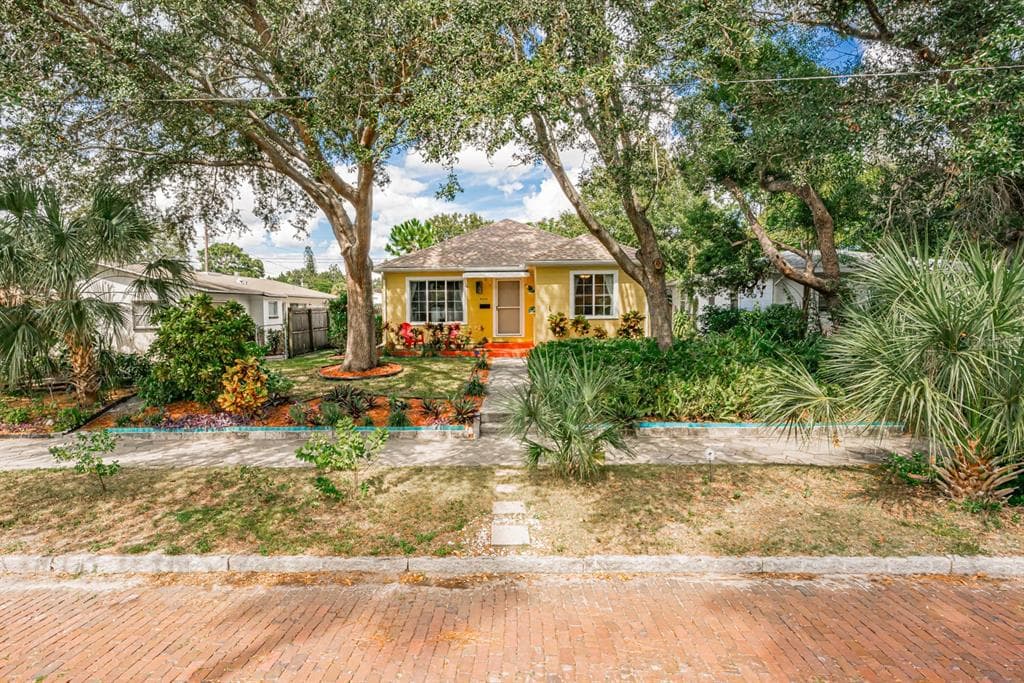 4355 2ND AVENUE N ST PETERSBURG, FL 33713