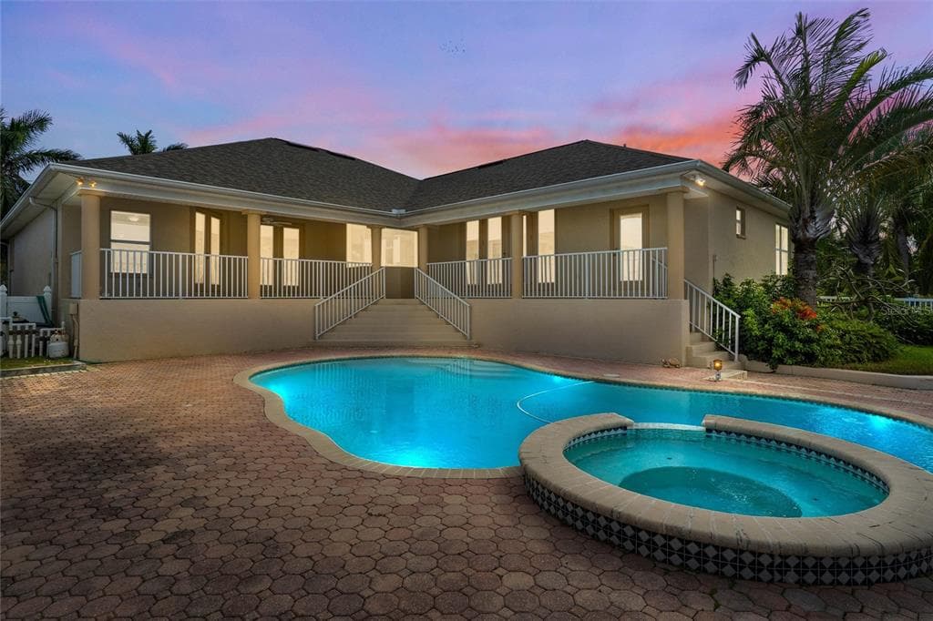 11850 7TH STREET E TREASURE ISLAND, FL 33706