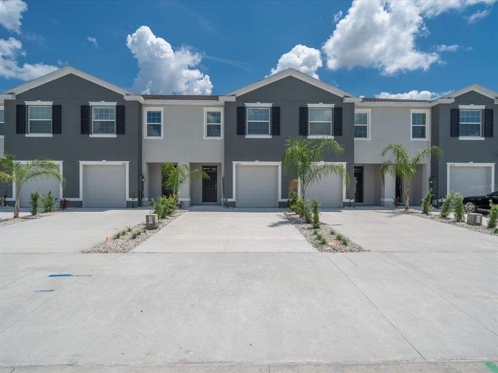 2880 BELUGA BAY DRIVE ODESSA, FL 33556