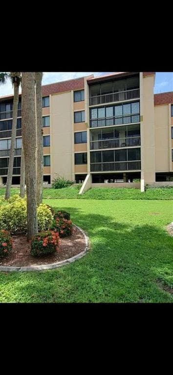 3006 CARING WAY UNIT 216 PORT CHARLOTTE, FL 33952