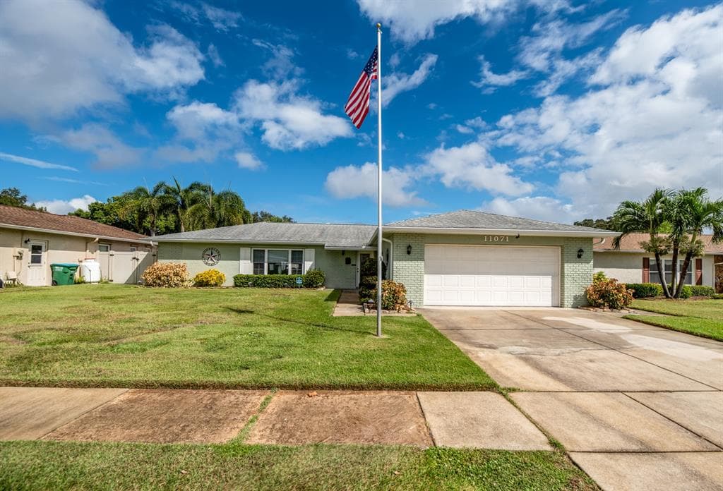 11071 112TH AVENUE LARGO, FL 33778