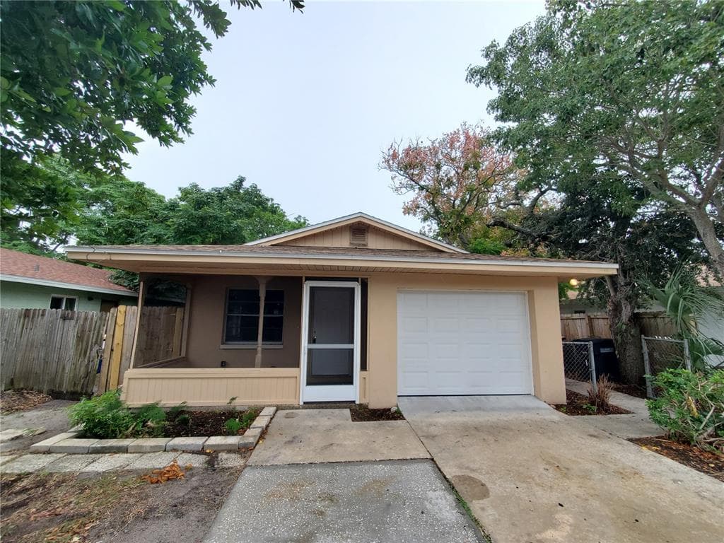 1115 CARLTON STREET CLEARWATER, FL 33755