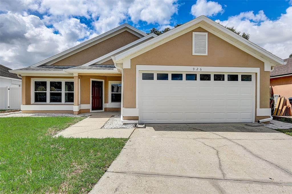 926 RIVER WIND AVENUE ORLANDO, FL 32825