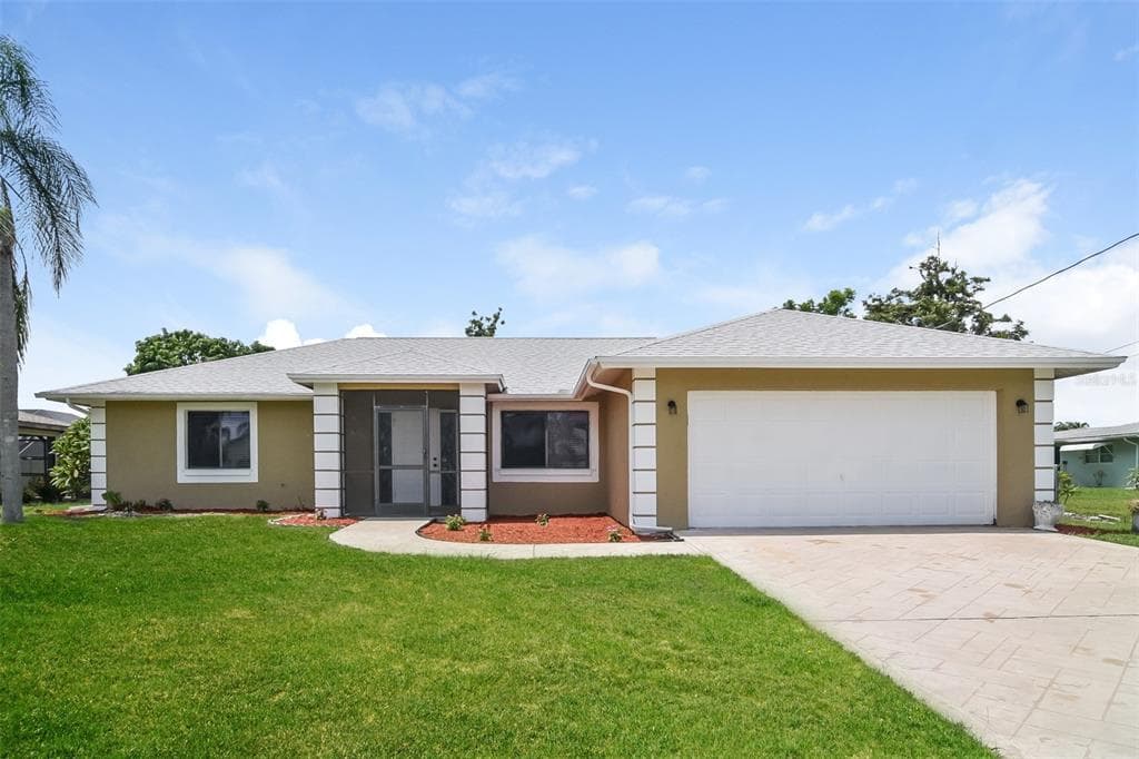 4208 SE 9TH AVENUE CAPE CORAL, FL 33904